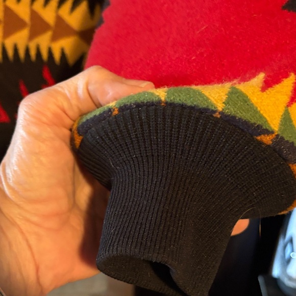 Pendleton Red and Black Geometric Utility Jacket - Picture 4 of 11